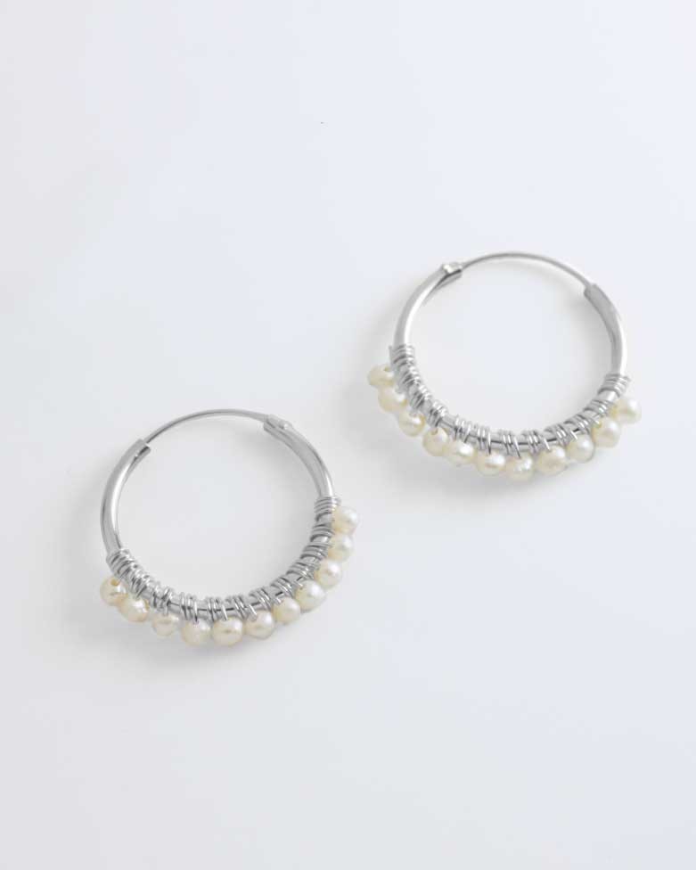 CHAKRA Beads | Silver hoops with several pearls - moon