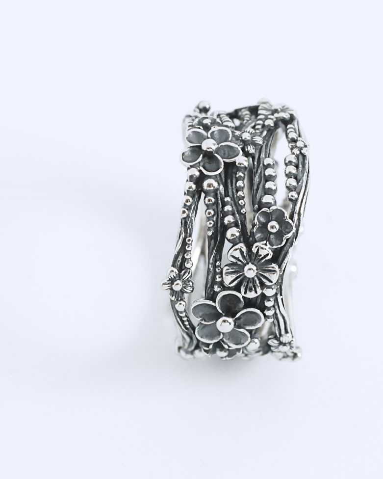 LAMBU ring | Oxidized Sterling Silver with Flower Design | moon