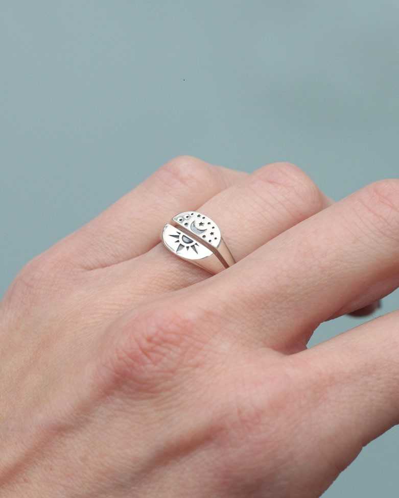 MASOYI ring | Day and Night Signet Style Silver Rings - moon