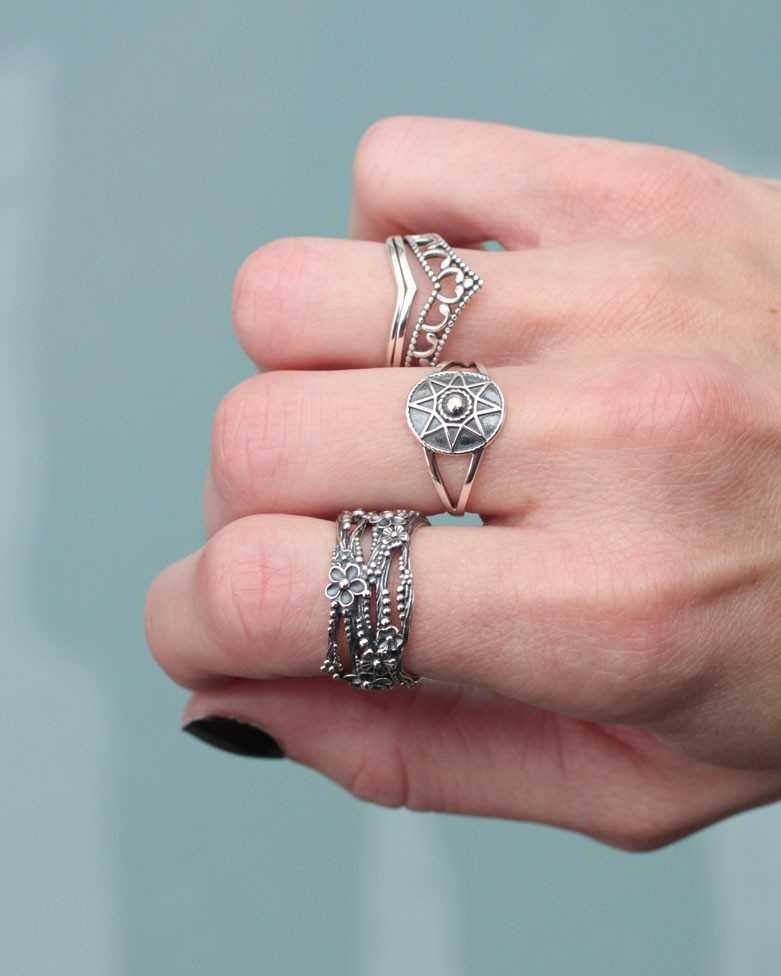 KAMBI ring | Boho Sterling Silver with Beaked Shape and Lattice - moon
