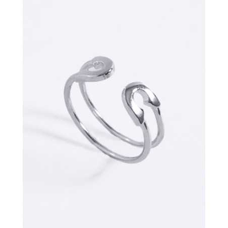 ROCKOLA ring | In Sterling Silver in the shape of a safety pin - moon