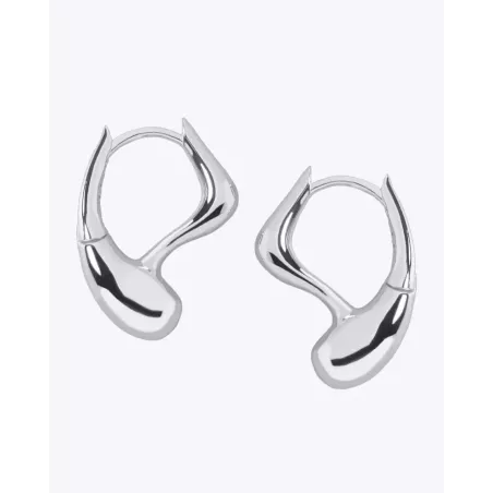ORLA Earrings | Silver with a modern design and comfortable clasp - Moon