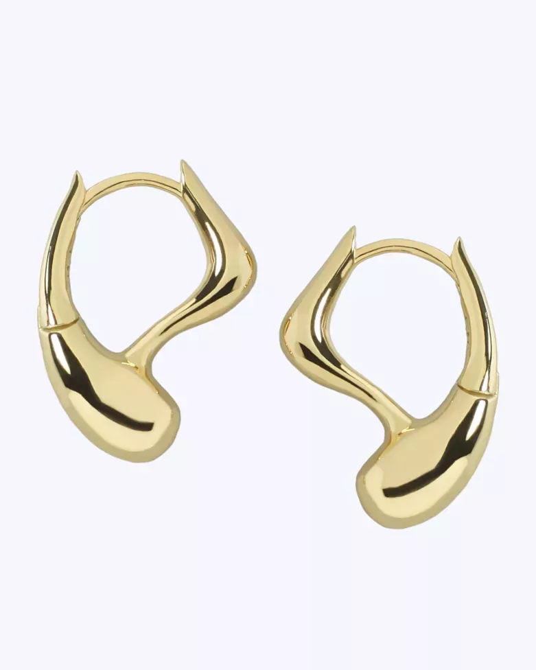 ORLA Gold Earrings | Modern, original design and click closure - moon