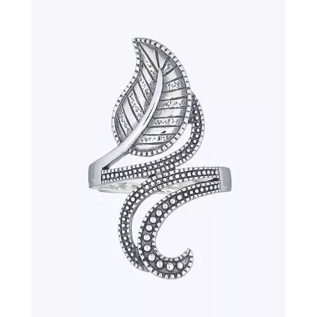LIOR Ring | Oxidized 925 Sterling Silver Leaf Ring - moon