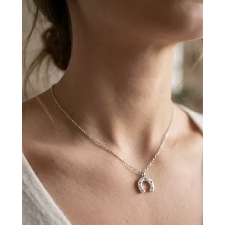 Collar VETRA Plata | Herradura de la Suerte en Plata de Ley - moon