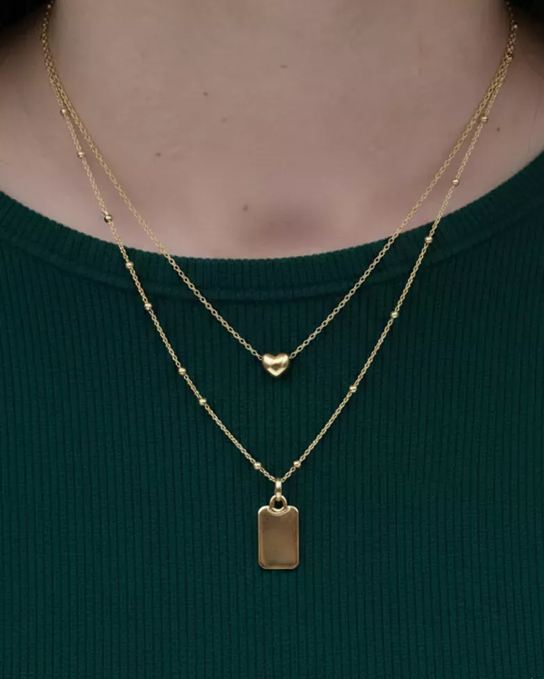 Engravable Gold Necklace with Rectangular Heart Pendant | moon