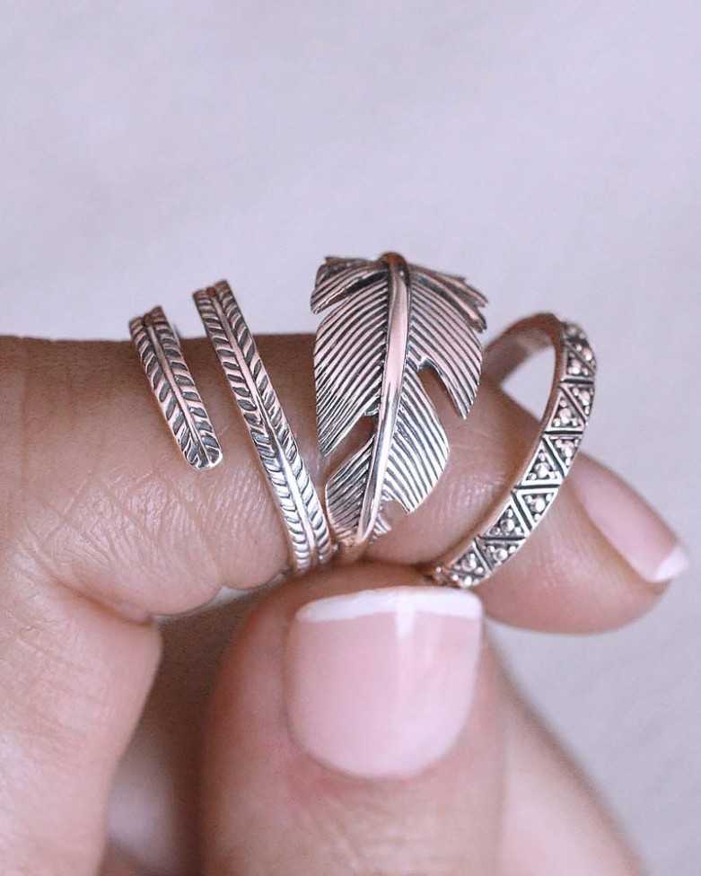 Anillo WAIA | Sortija Motivo Hojas en Plata Oxidada - moon