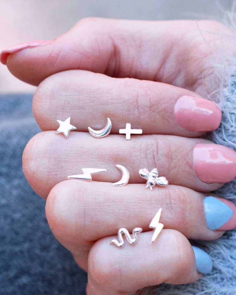Pendiente NAAB | Pendiente plata pequeño con forma de estrella - moon