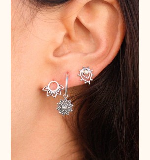 Kiku earrings