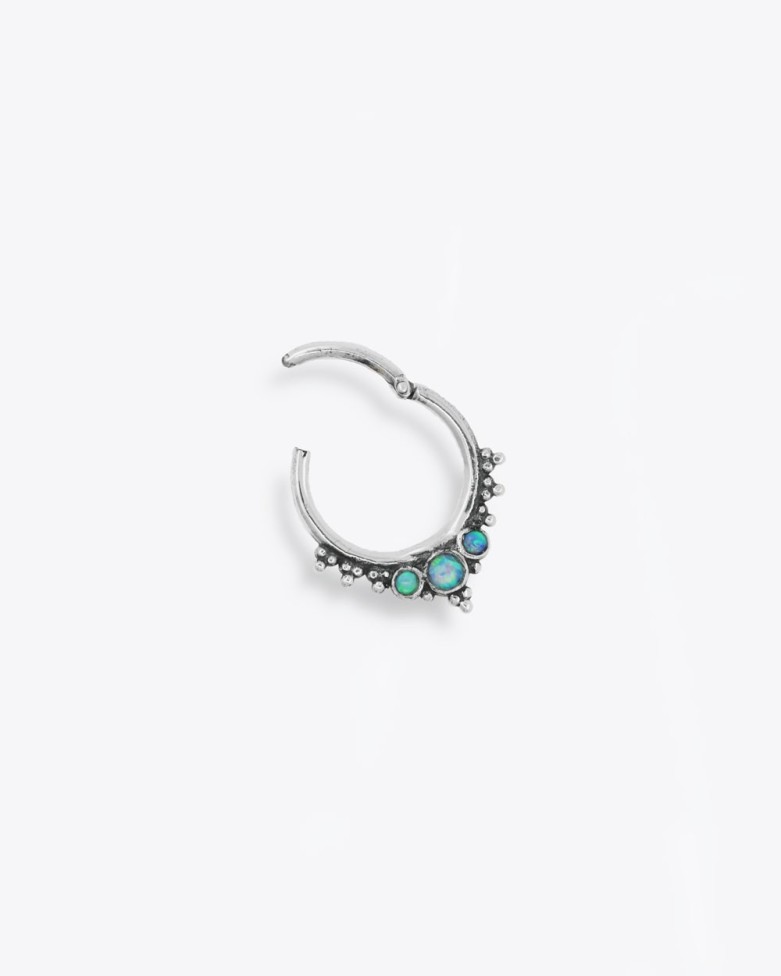Piercing KAKE | Silver piercing with balls and opal for Daith - moon
