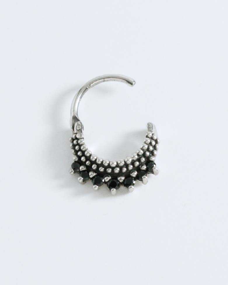 Piercing Kali | Pendiente Plata Daith y Septum Piedras Negras - moon