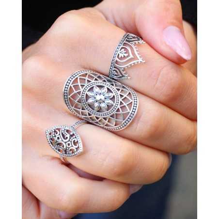 SAVAS ring | In silver, large and elongated size - moon