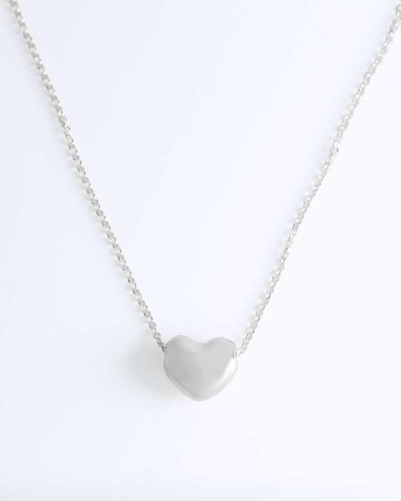Collar BELLE | Colgante de corazón plata enamorados - moon