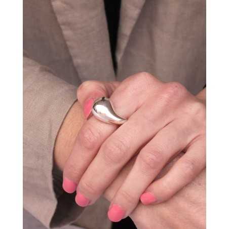 GRETA ring | Drop shape in silver - moon