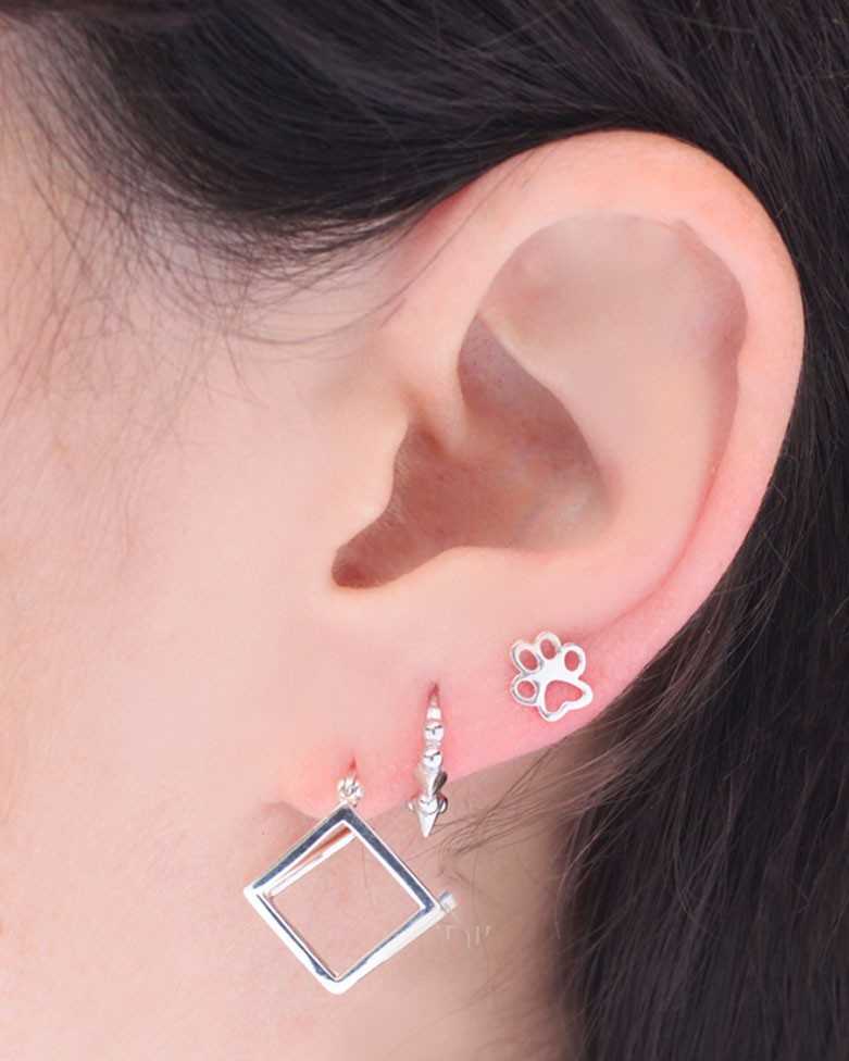 KOPEK Earring | Dog footprint in silver - moon